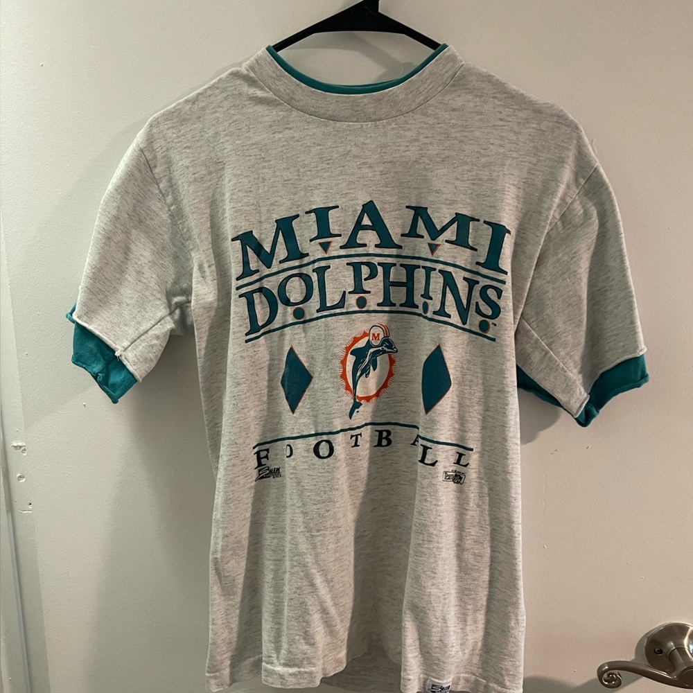 Vintage Miami dolphins shirt